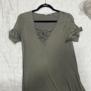 BCBG Green Ruched Tie Front T-Shirt